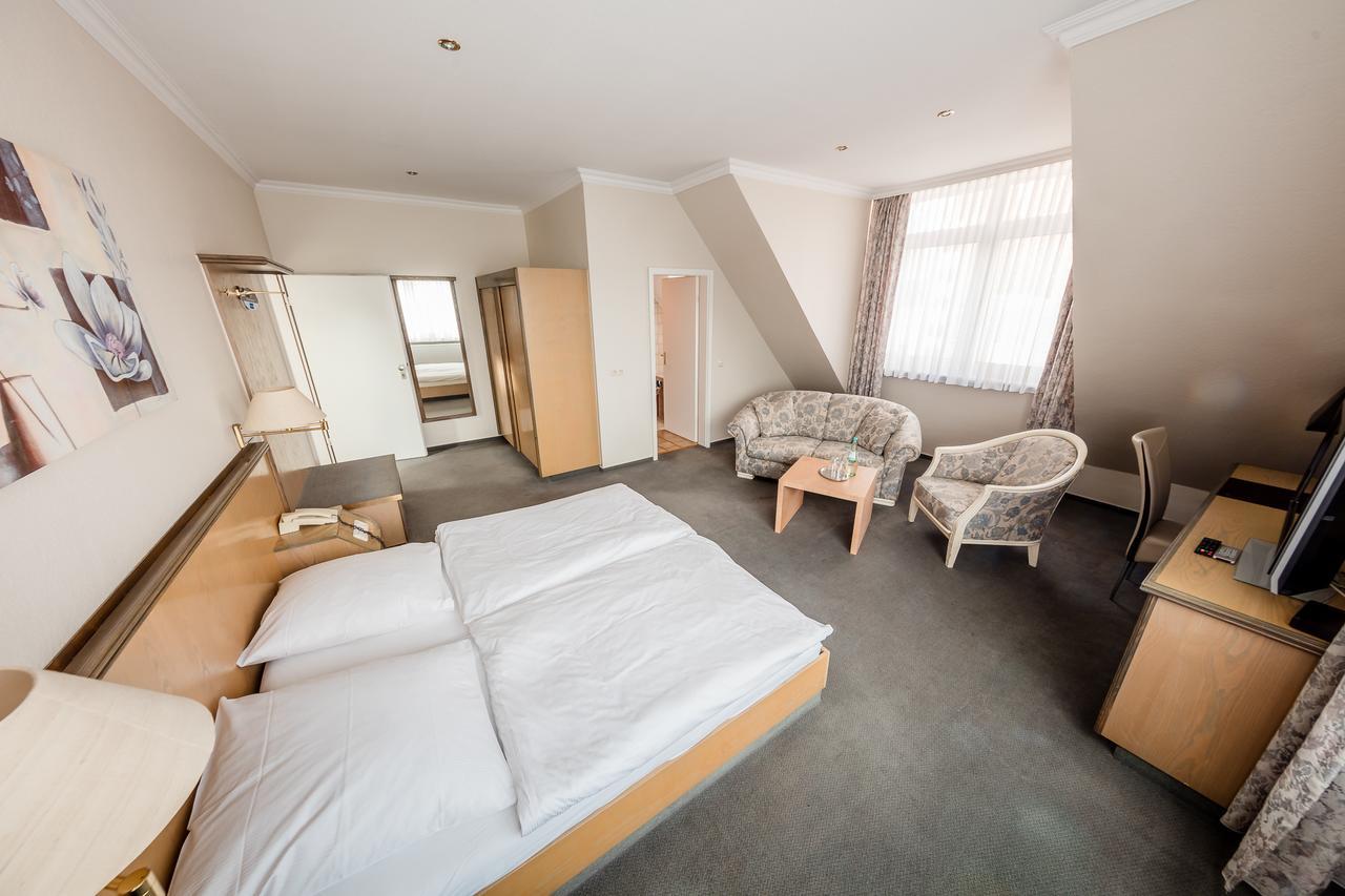 Hotel Meyer ベルクハイム エクステリア 写真